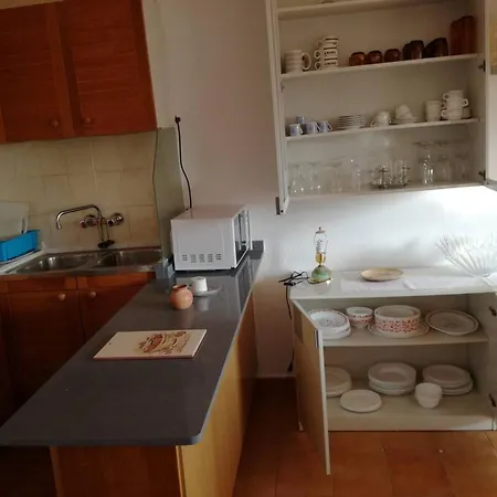 Apartment Charming Near Perfect For 7 People
